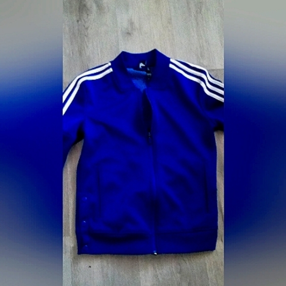 Addidas Tracksuit xs - Picture 2 of 3